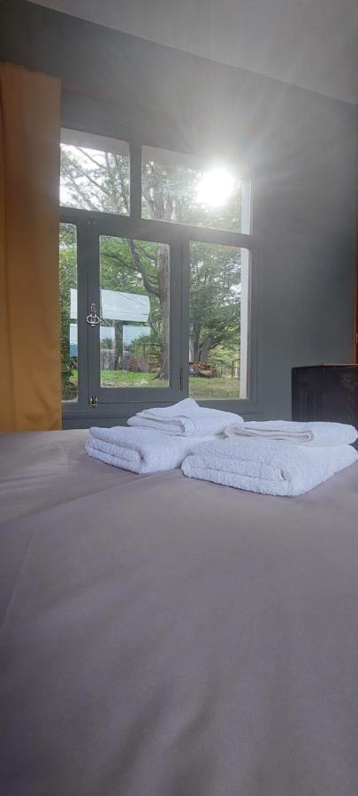 Habitacion En Casa De Familia Cerca De La Laguna Room Next To The Lagoon 乌斯怀亚 外观 照片